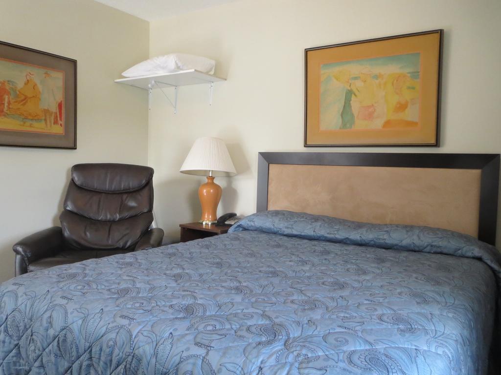 Round-Up Motel Clinton Ngoại thất bức ảnh