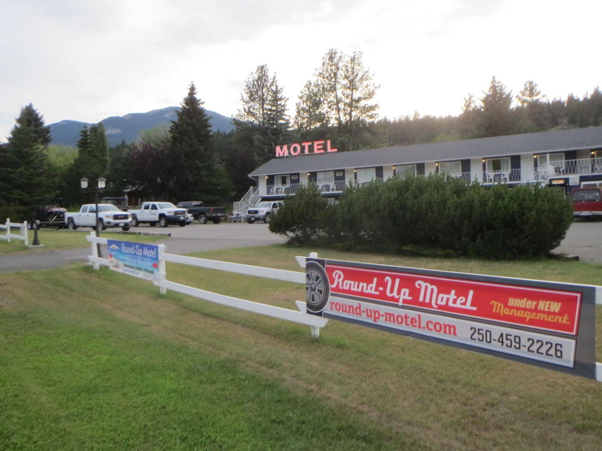 Round-Up Motel Clinton Ngoại thất bức ảnh